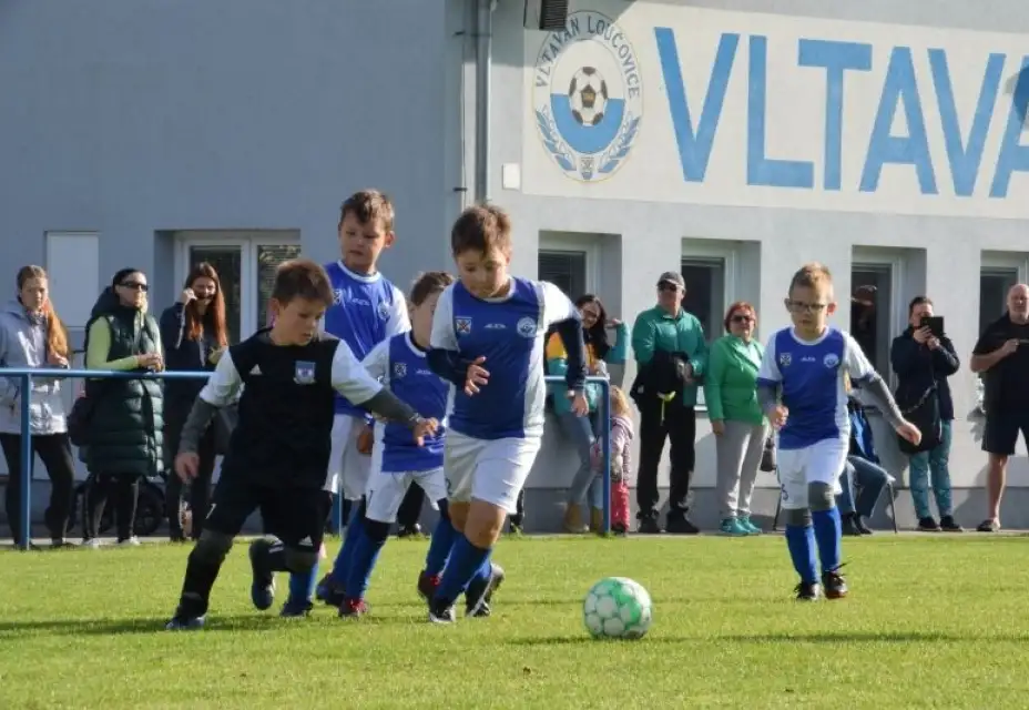 Vltavan Loučovice : Dolní Dvořiště 2:6 (0:4)