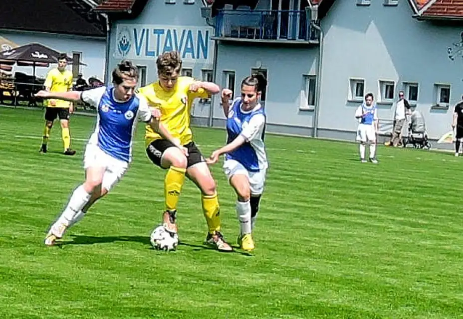 Vltavan Loučovice : Větřní 0:6 (0:3)